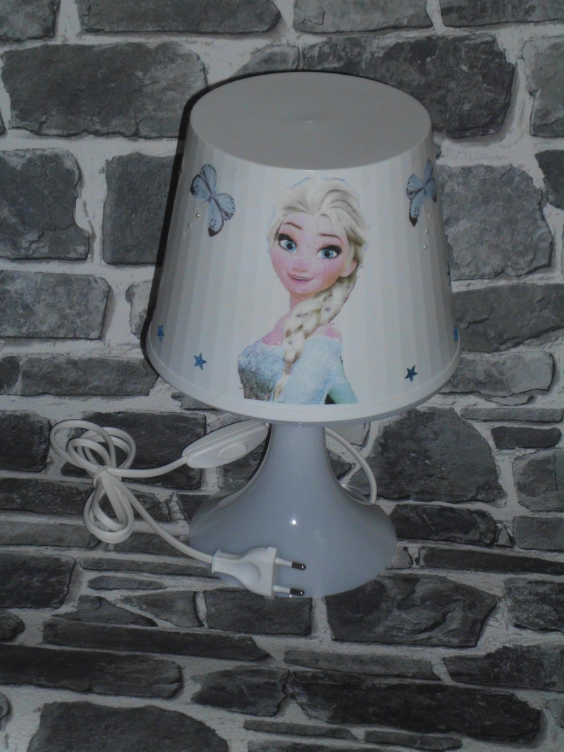  - Nachttischlampe Kinderlampe  Lampe Baby - Anna und Elsa  Schmetterlinge
