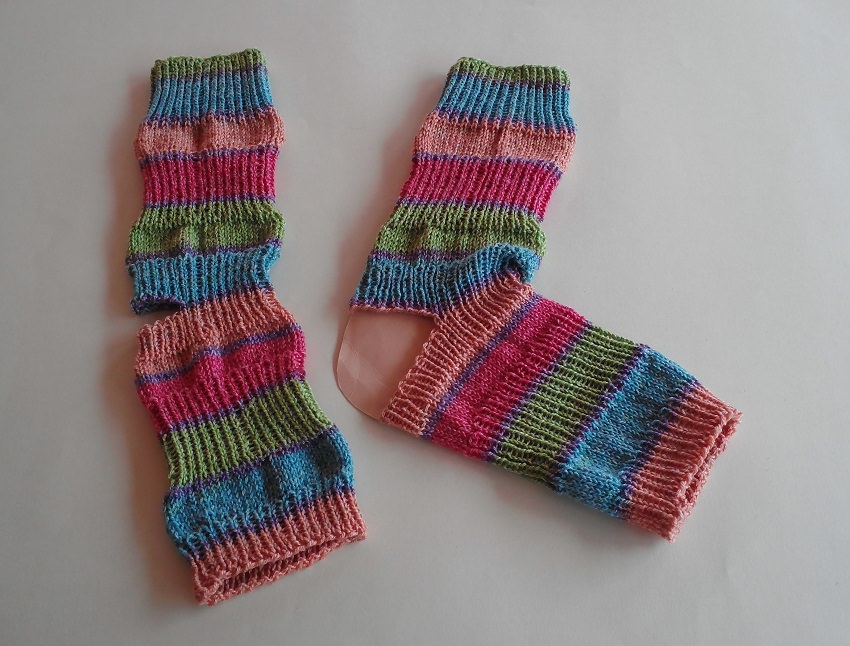  - Yoga-Socken aus Baumwollmischgarn - Gr. 38/39 - handgestrickt - bunt - frische Farben