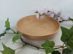 gedrechselte kleine flache Schale aus Kirschbaumholz, 15 cm, handgearbeitet kaufen 