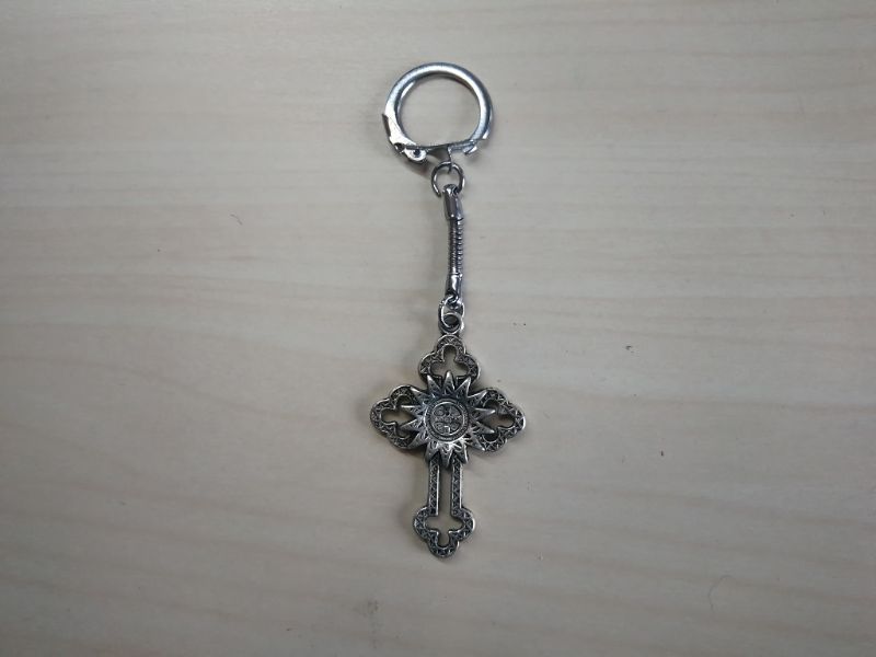  - Schlüsselanhänger Ornament Kreuz mit Sonne, Zinklegierung 