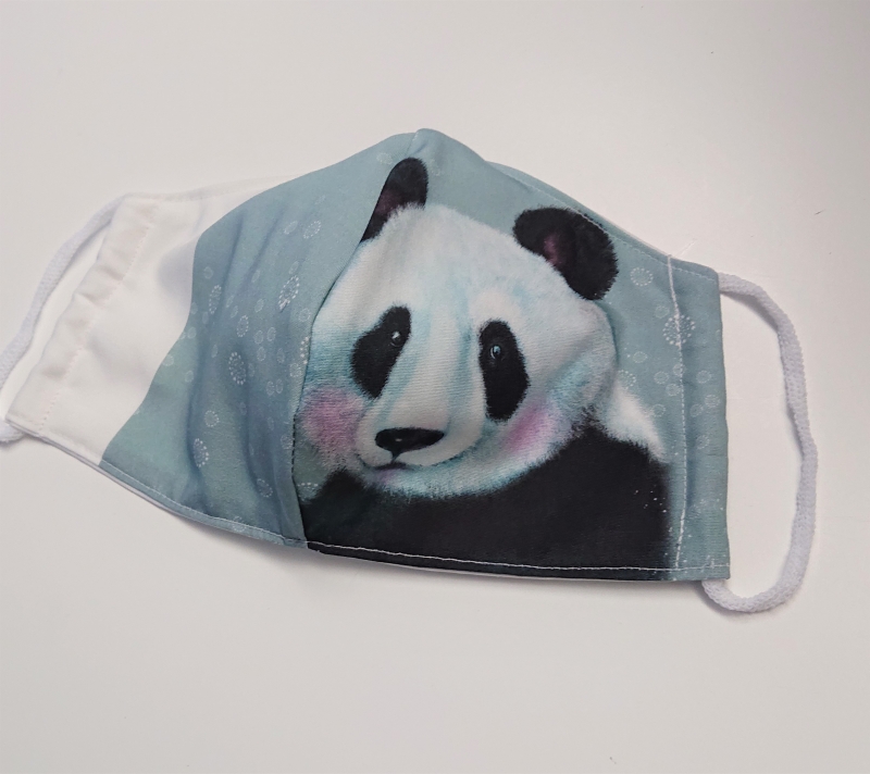  - Mund - und Nasen - Maske  mit Tiermotiv Panda , Innenstoff dünne Baumwolle, waschbar, 1 Stück , KEIN Virenschutz , handmade by la piccola Antonella