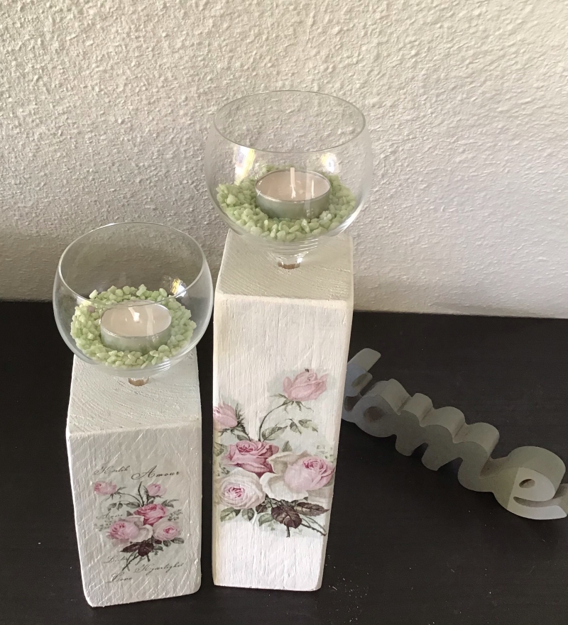  - Kerzenständer Holz handmade für Balkon und Terrasse ,inkl Gläser,Teelichter und Granulat - Rosen Vintage 