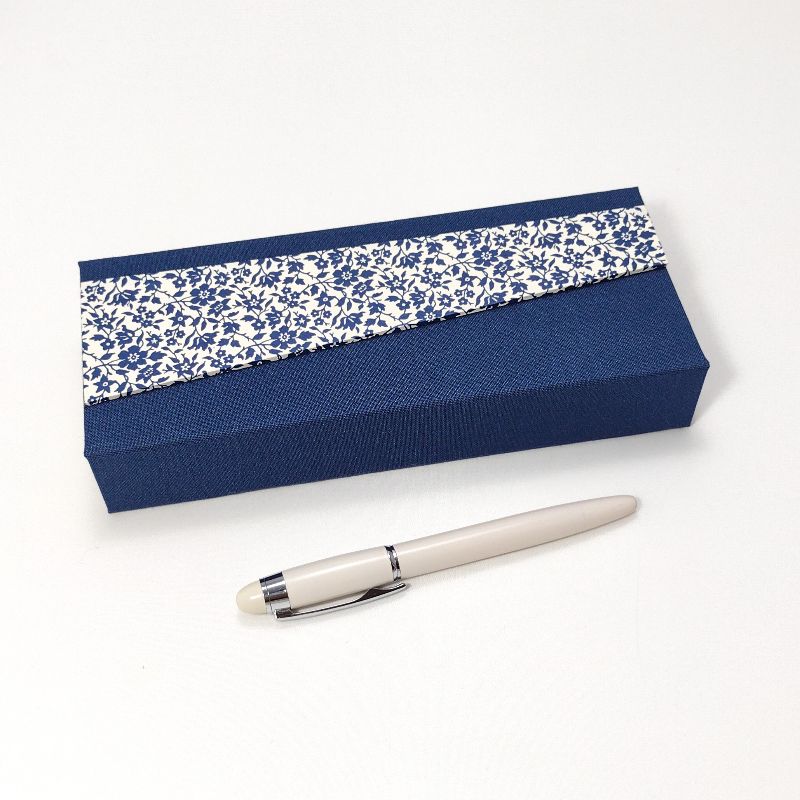  - Stiftschachtel Stiftbox Griffelkasten blaue Blumen Buchbindehandwerk