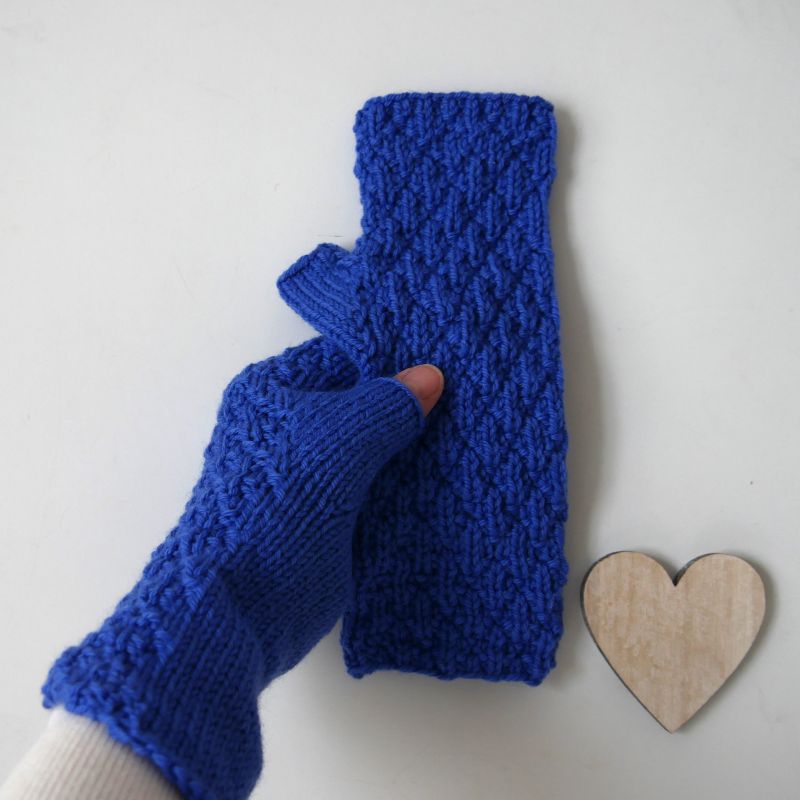  - Fingerlose Handschuhe SARA kobalt blau Stulpen aus Wolle handgestrickt von zimtblüte   