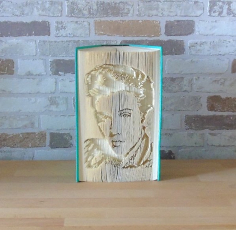  - gefaltetes Buch - Elvis Portrait // Buchkunst // Buchfalten // Bookfolding // Dekoration // Musikliebhaber // Elvisfan 