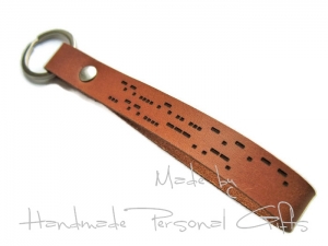 Schlüsselanhänger aus Leder, Vollständig anpassbar In Morsezeichen, Namen oder kleinen Text, Koordinaten