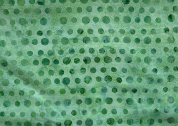 ✂ Patchworkstoff Meterware Batik 3354 - 824 grün in sich gemustert Punkte