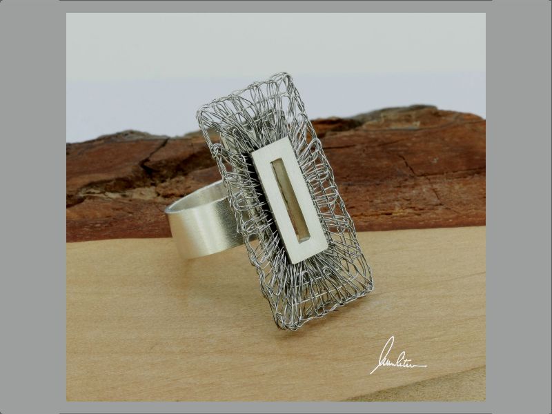  - Ring Klöppelschmuck und Spinnweben hergestellt in Silber und Edelstahl in Handarbeit