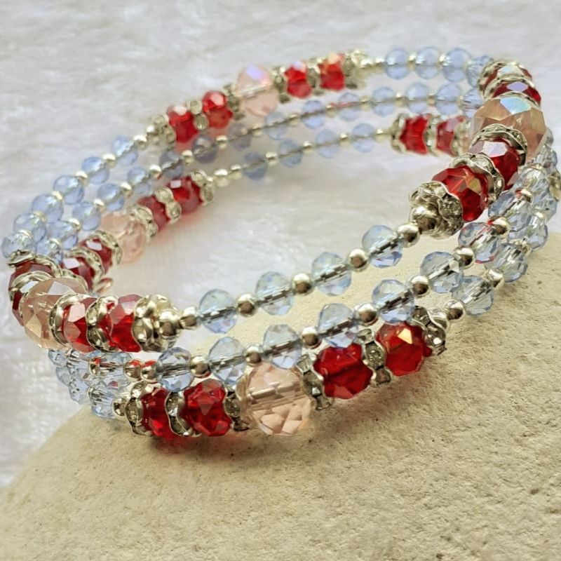  - Armreifen, Armband in Geschenkverpackung funkelnde Perlenkombination in rot und blau, handgearbeitet * Mode-Schmuck