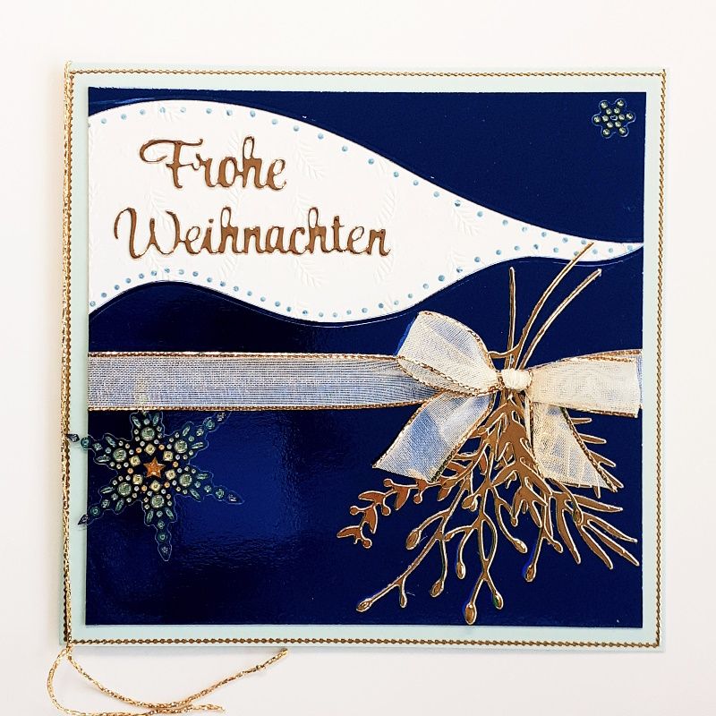  - Weihnachtskarte, Frohe Weihnachten, Weihnachtsgrüße Festtagskarte, Handarbeit Heiligabend Blau-Metallic mit Gold