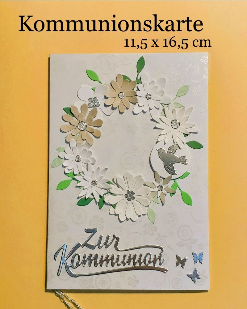  - Kommunions-Karte, Glückwunschkarte zur Kommunion 11,5x16,5 cm Elegant Blütenkranz mit Tauben Weiß-Silber