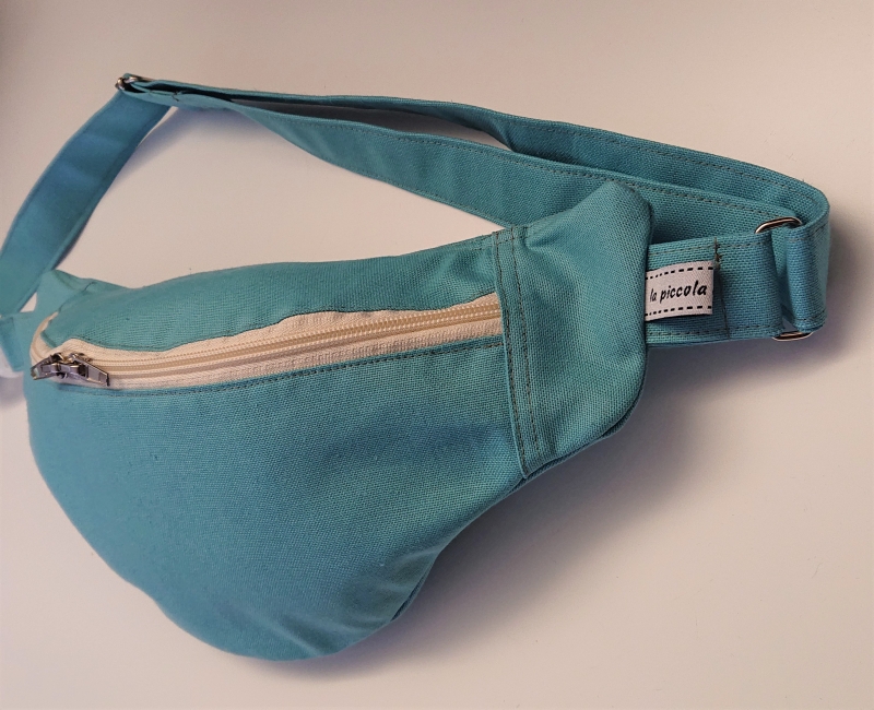  - Bauchtasche in Türkis, tragbar auch als Crossbag, Umhängetasche, handmade by la piccola Antonella