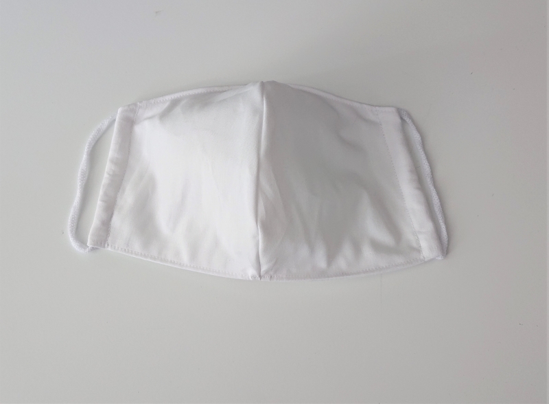  - Mund - und Nasen - Maske 2 lagig in uni weiß aus dünner Baumwolle , KEIN Virenschutz , handmade by la piccola Antonella