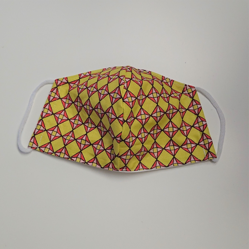  - Mund - und Nasen - Maske in gelb rot rosa, 2 lagig aus dünner Baumwolle  , KEIN Virenschutz , handmade by la piccola Antonella