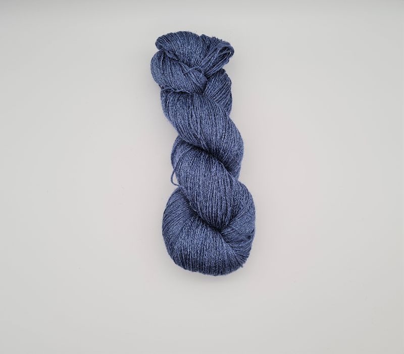  - Plastikfreie Sockenwolle Turin T7 in jeansblau aus Wolle Seide Ramie, 100 g Strang  