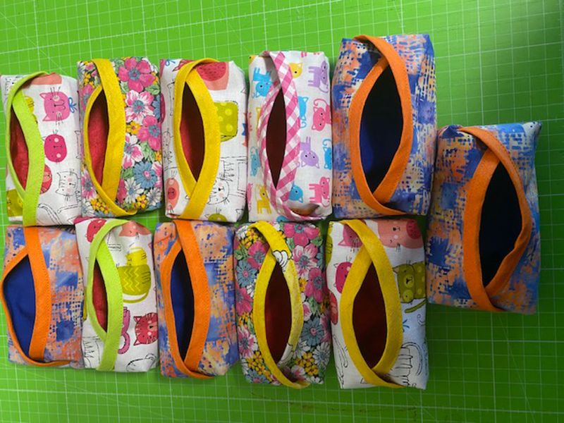  - Taschentuchtäschchen TaTüs in frischen Farben 12 x 6 x 2cm