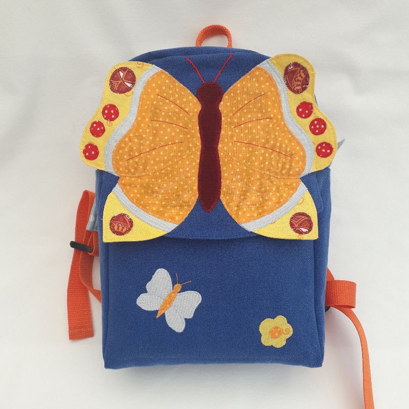  - Bunter Kinderrucksack mit Applikation 'Schmetterling'