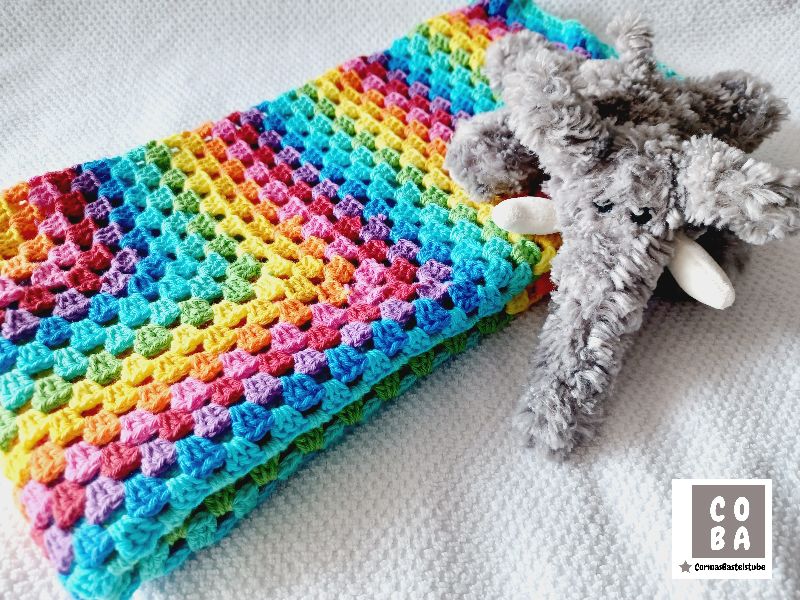  - Babydecke gehäkelt Regenbogen Kuscheldecke Baumwolle Geburtsgeschenk Taufgeschenk