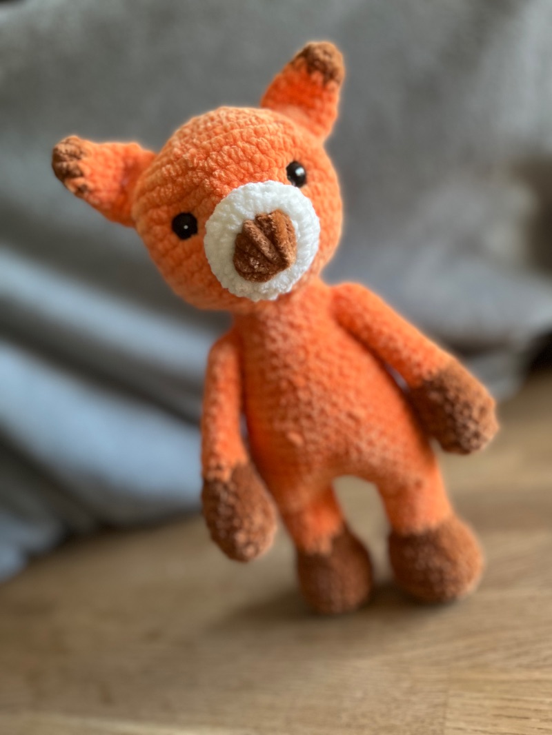  - Kuscheltier Fuchs gehäkelt handmade Geschenk Kind Kuschelwolle neu