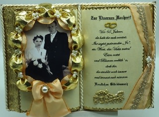  - Eiserne Hochzeit -65-jähriges Ehejubiläum- Dekobuch für Foto (mit Holz-Buchständer), 