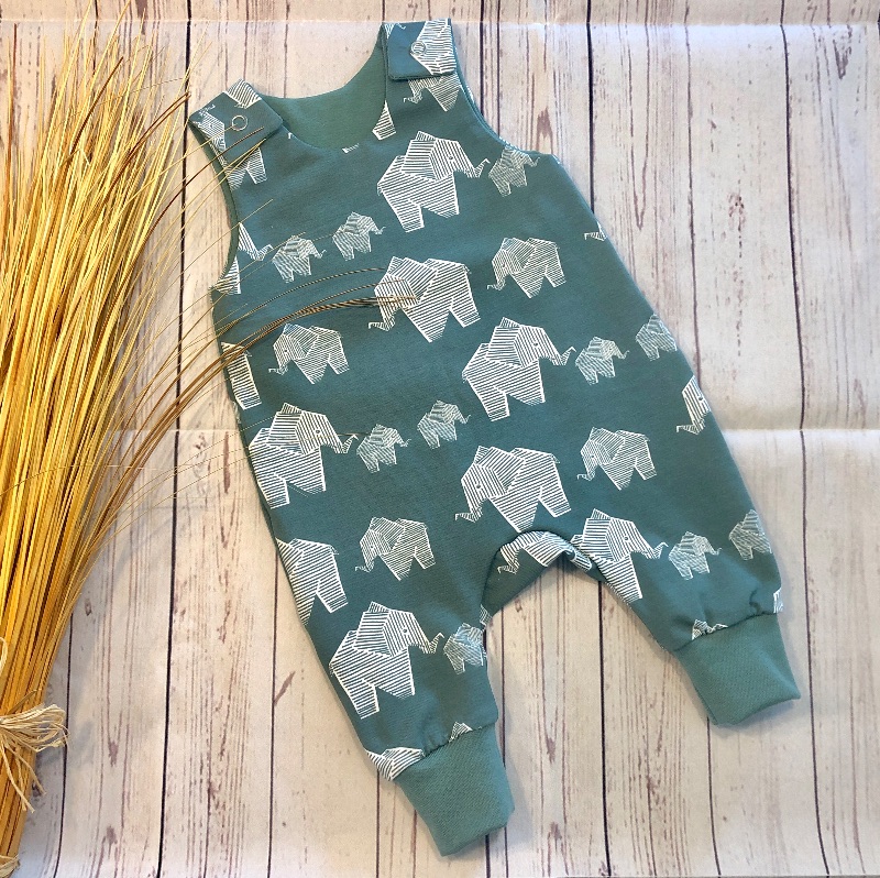  - Strampler Baby Gr. 56 Elefant staubgrün Latzhose Overall Romper Spieler Baby, handmade