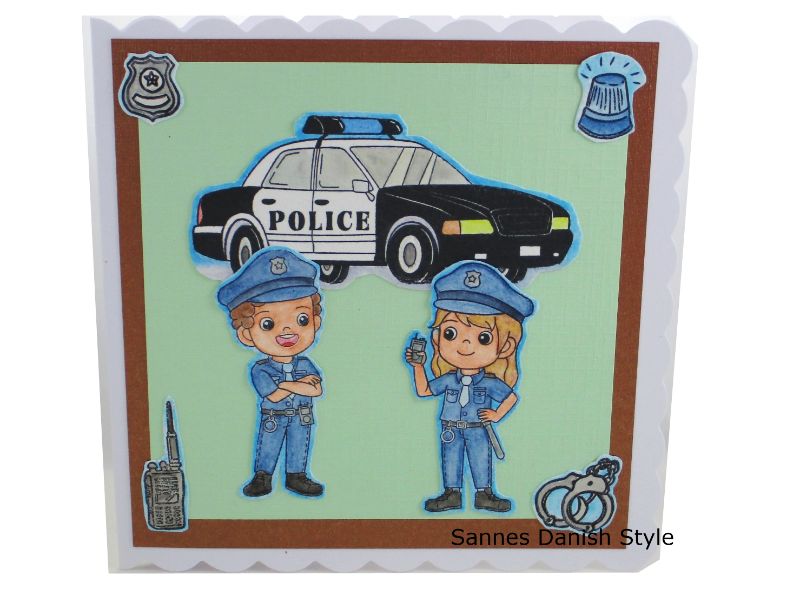  - Grußkarte Polizisten und Polizeiwagen, Geburtstagskarte, Handschellen, Polizeimarke, Glückwunschkarte,, Die Karte ist ca. 15 x 15 cm