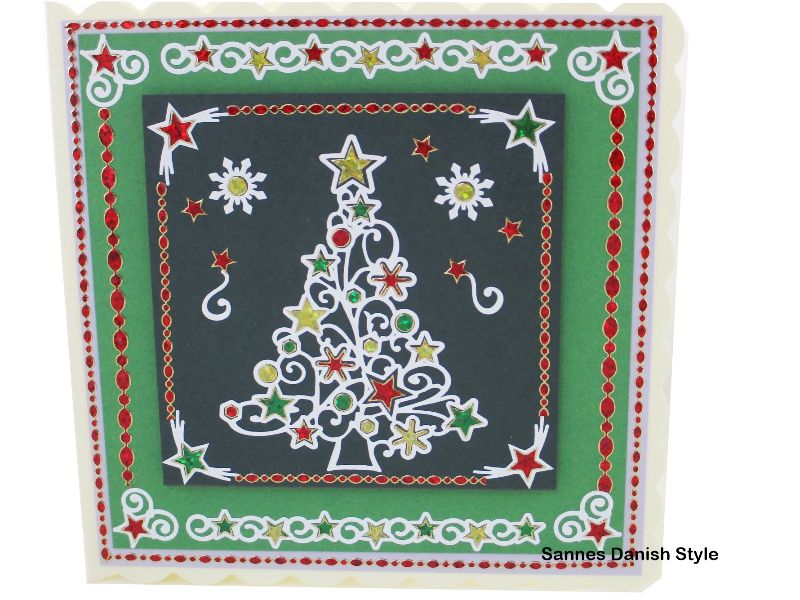  - Weihnachtskarte mit Weihnachtsbaum, peel of sticker Weihnachtskarte, Weihnachtsfarben rot, gold, grün, weiß, die Karte ist ca. 15 x 15 cm