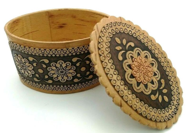  -  Handgearbeitete Holzdose aus Birkenrinde mit Deckel, Unikat, 7 x 5 x 4 cm, # DZ 301