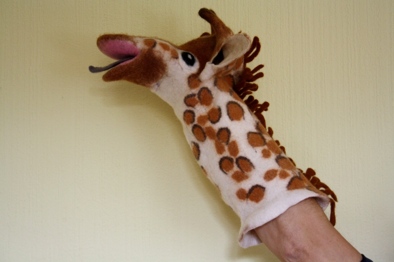  - handgefilzte Handpuppe Giraffe, Puppentheater, Künstlerpuppe