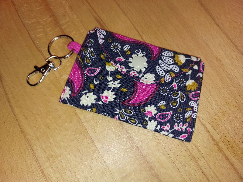  - Mini-Bag, Mini Geldbeutel, Visitenkartentasche, Sammelkartentasche - Schwarz floral