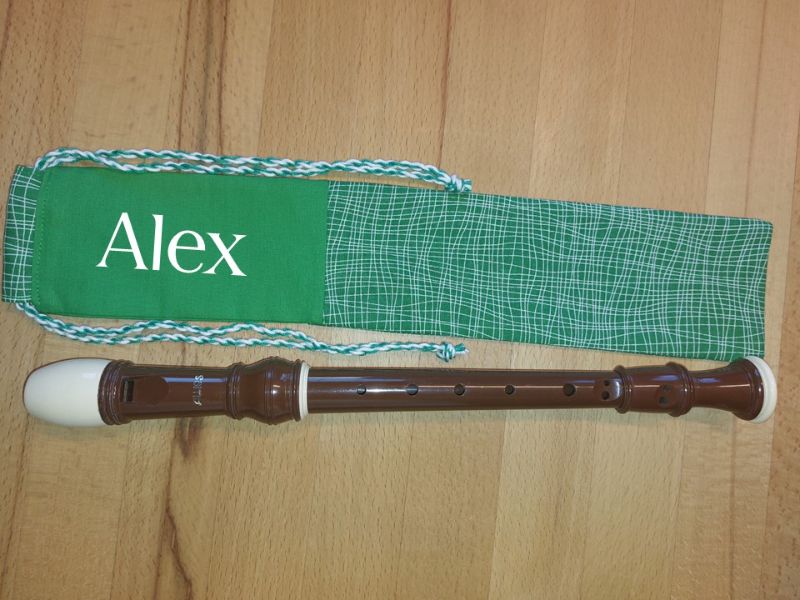 - Flötentasche mit Namen, Flötenbeutel - Grün liniert (mit optionalen Zubehörfach / Futter / Halsband)