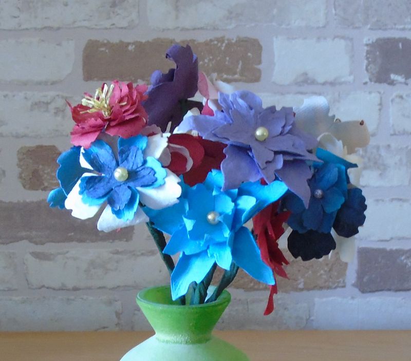  - Papierblumen - Strauß mit bunten Papierblumen // Dekoration // Papierblüten // Blumenstrauß // Geschenk // Muttertag 