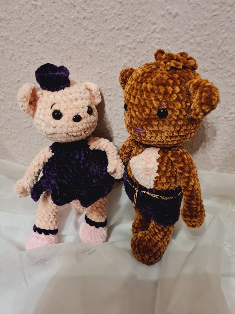  - Teddy mit Herz, Unikat, Amigurumi, ca. 26 cm