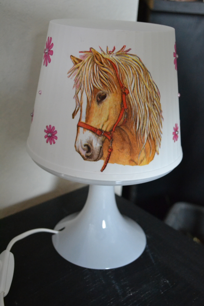  - Nachttischlampe Kinderlampe  Lampe Baby -  Pferde rosa Blumen