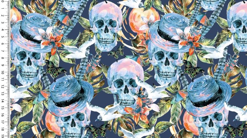  - Aquarell Totenköpfe mit Schmetterlingen, Vögeln, Blättern auf blau Jersey Skull Schädel Köpfe Skull Jersey kaufen Meterware