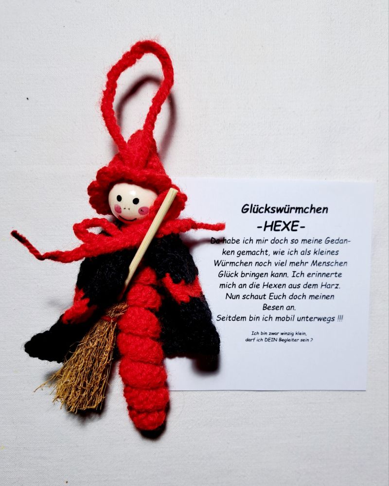  - Glücks-oder Sorgenwürmchen HEXE mit Spruch  in Geschenktüte -rot-schwarz-