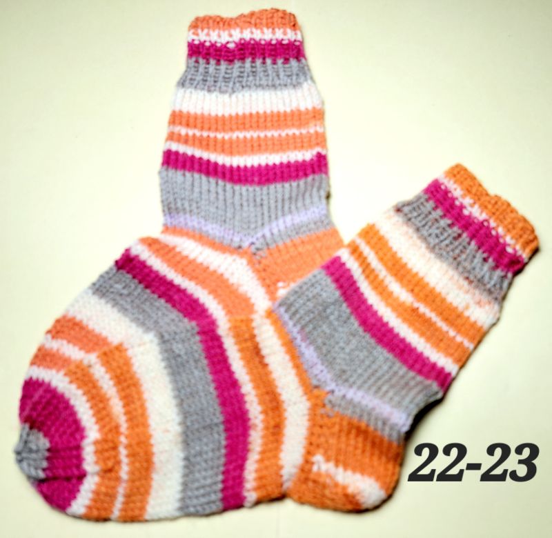  -  handgestrickte Socken, Gr. 22-23, 1 Paar orange-pink-creme-beige gestreiftt, Sockenwolle ) (Kopie id: 100334193)