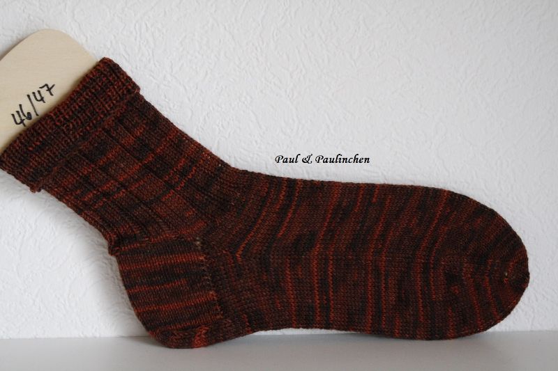  -  Socken handgestrickt, Größe 46/47, Artikel 4356 Fb.: rot bei Paul & Paulinchen  