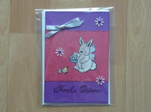  - handgefertigte Ostergrußkarte mit Hasenmotiv lila-pink