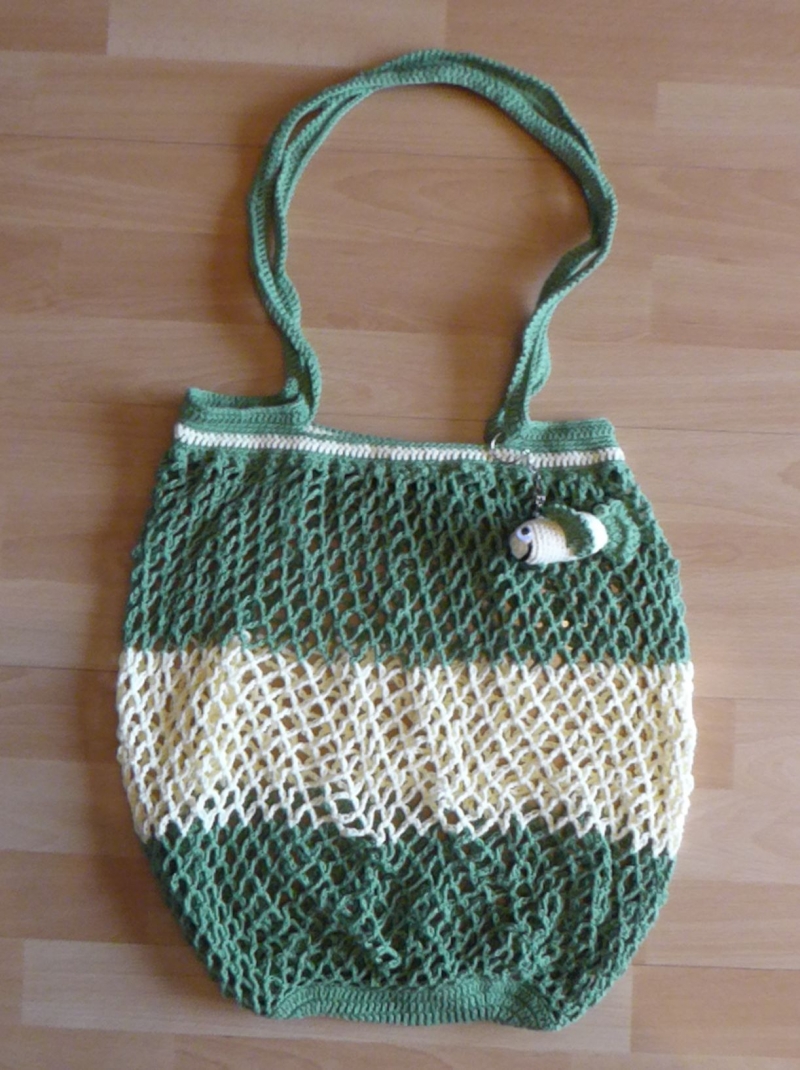  - Handgehäkeltes Einkaufsnetz/Einkaufstasche mit Taschenbaumler Fisch (gelb-grün)