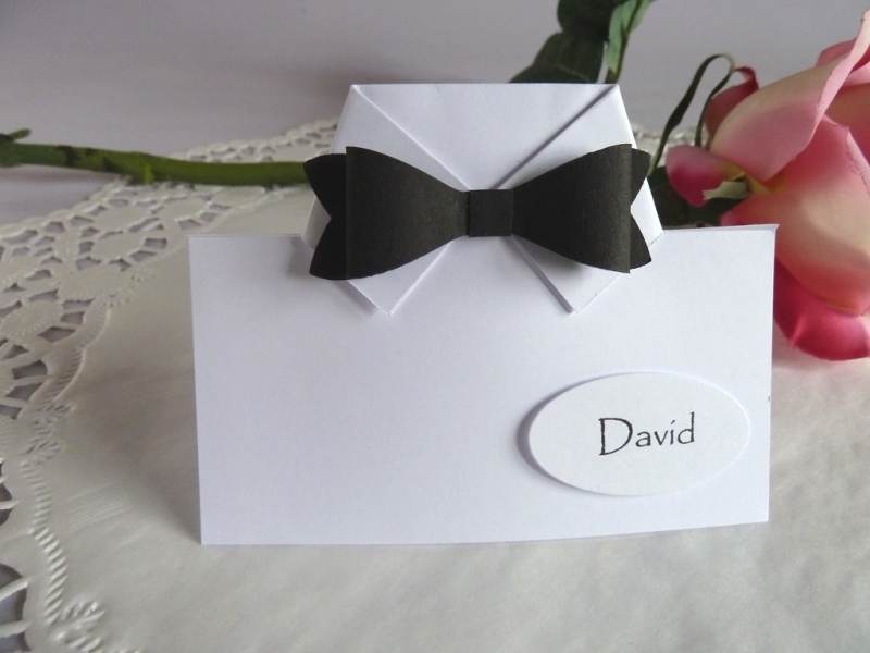  - Tischkarte/Platzkarte zur Hochzeit mit Fliege, für einen männlichen Gast 