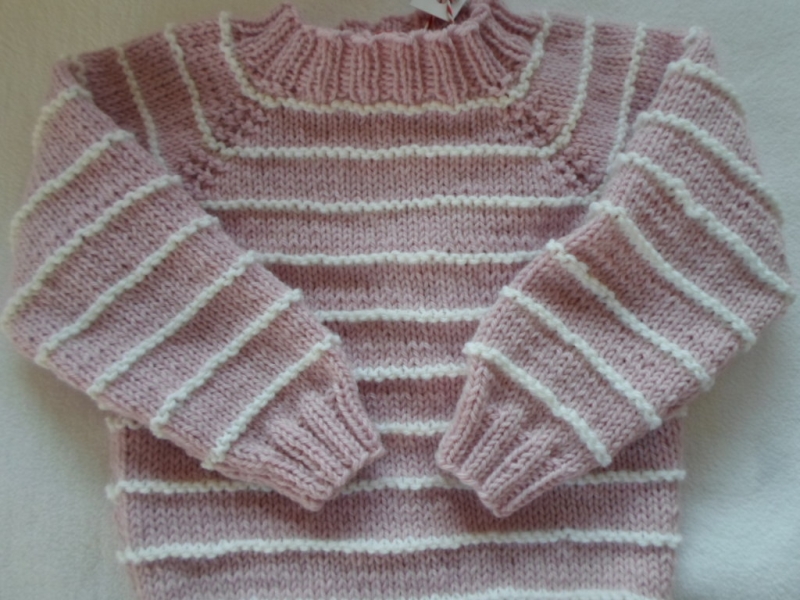  - Gr.74/80 Pullover in rosa/weiß gestreift im Raglanstil aus reiner Wolle handgestrickt