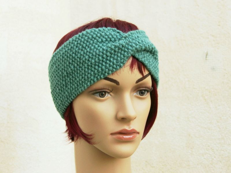  - Stirnband Haarband mit Perlmuster und Twist handgestrickt in Grün Wolle  Mischgarn Turban-Style 