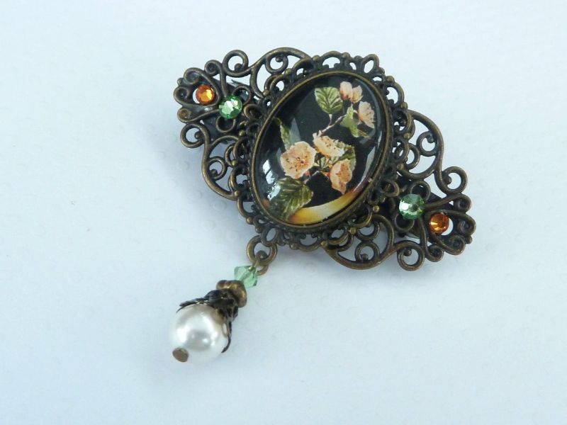  - Kleine Haarspange mit Blumen Motiv in bronze grün Muschelkernperle festlicher Haarschmuck Geschenk Frau