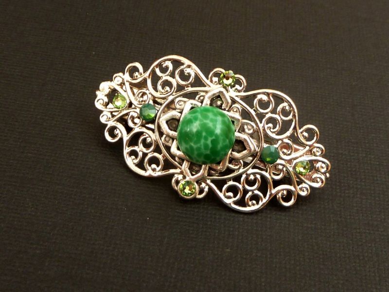  - Kleine Haarspange mit grünem Schmuckstein keltisches Ornament Irland Haarschmuck Geschenk frau