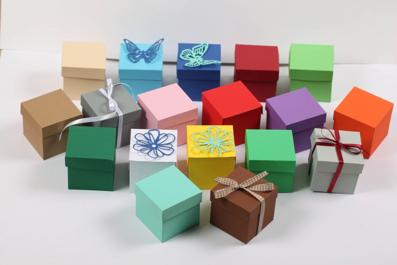  - 10 gestanzte Rohlinge zum Basteln von Geschenkboxen Farbe frei wählbar (ungeklebt), Stanzteile