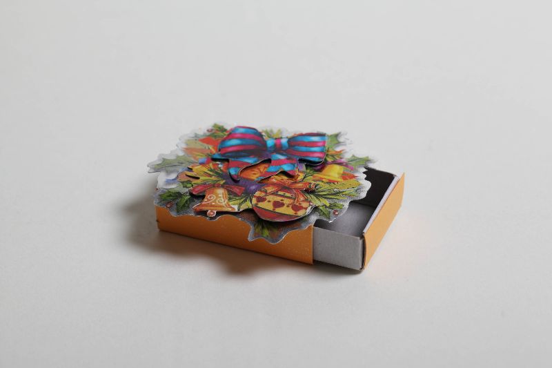  - kleine Geschenkverpackung für Kostbarbkeiten oder Geld - Streichholzschachtel mit weihnachtlichem Motiv