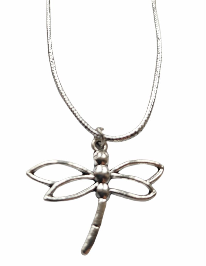  - Halskette mit herzförmigem Silberanhänger mit längenverstellbarem Verschluss aus Silberkordel 
