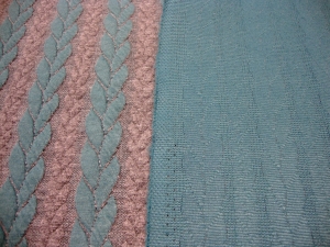 Cloqué Jersey Zopf – grau/türkis
