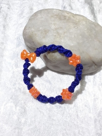 Handgefertigtes  Makramee-Armband für Kinder in dunkelblau mit Orange Kinder Mode-Schmuck